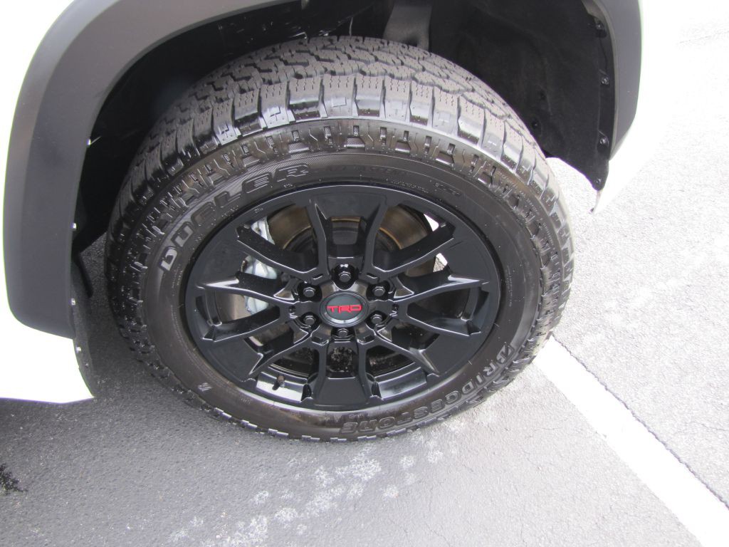 2023 Toyota Tundra Image 35