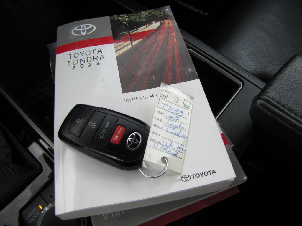 2023 Toyota Tundra Image 43