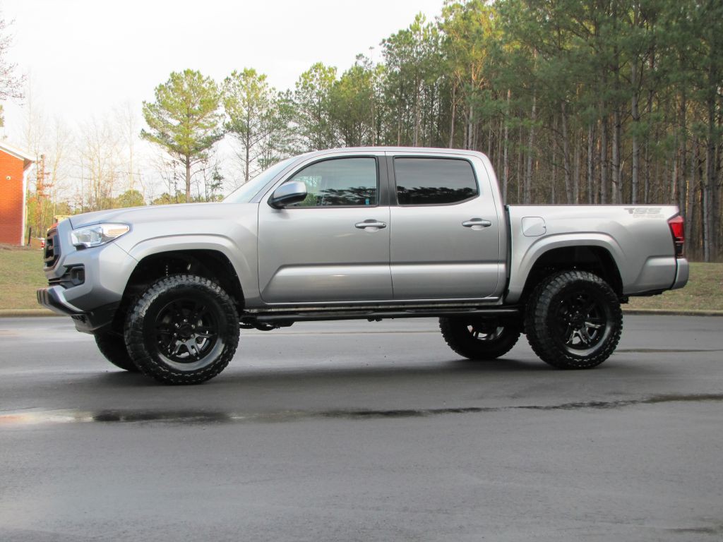 2021 Toyota Tacoma Image 3