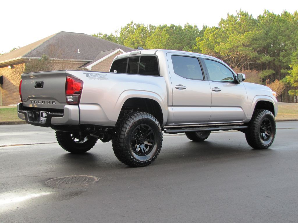 2021 Toyota Tacoma Image 12