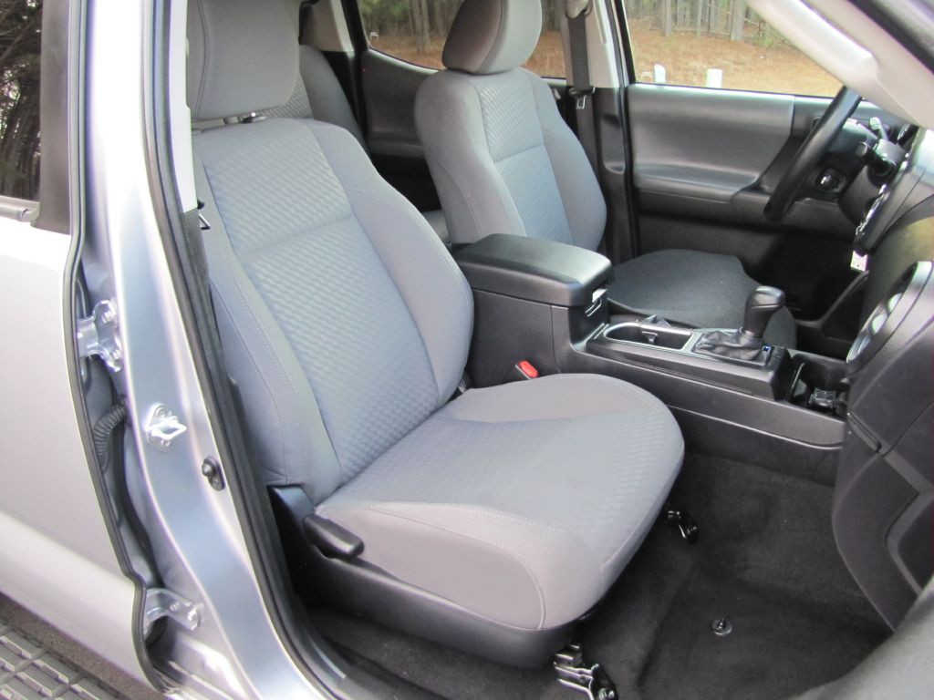 2021 Toyota Tacoma Image 15