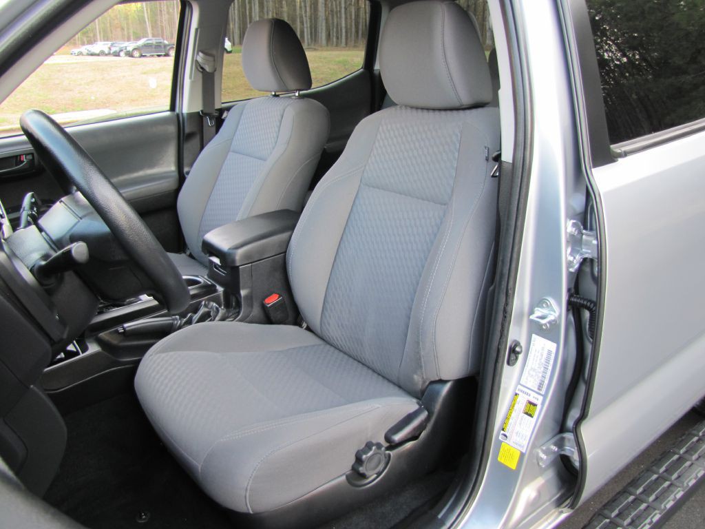 2021 Toyota Tacoma Image 23