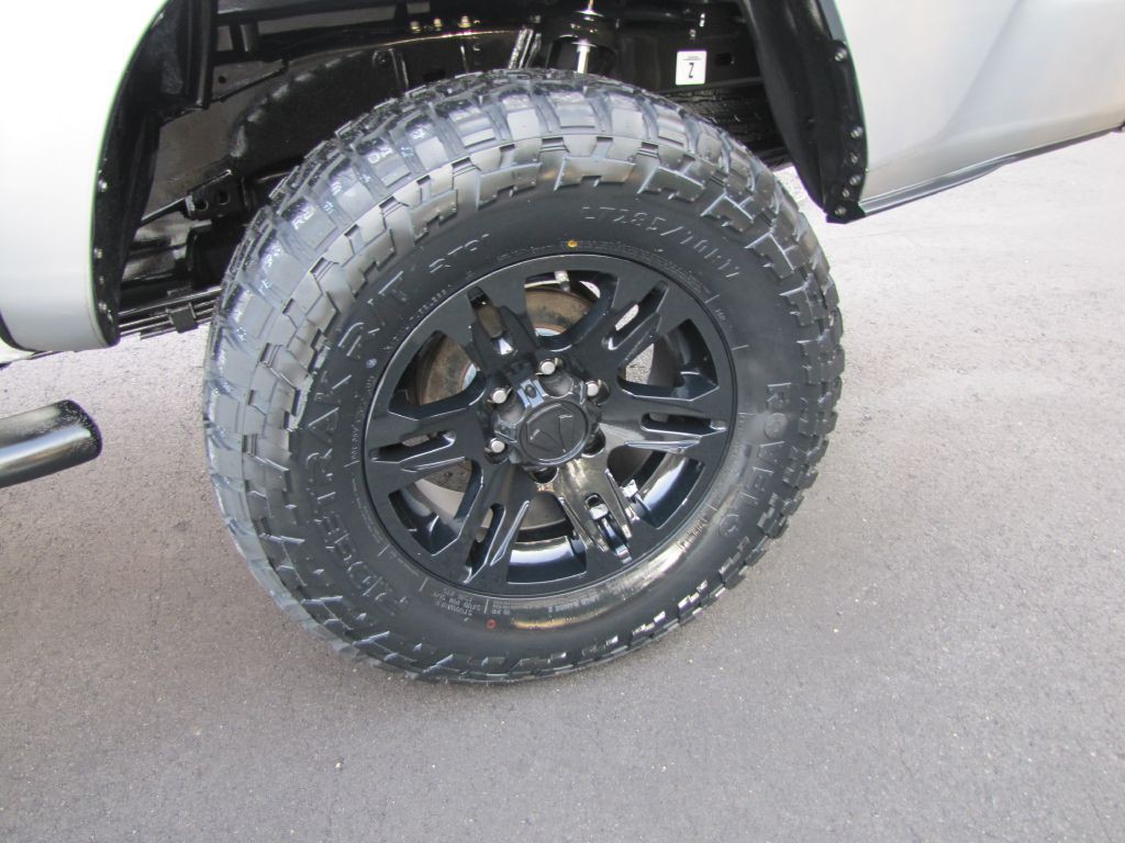 2021 Toyota Tacoma Image 27