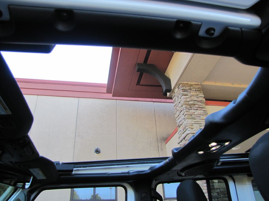 2022 Jeep Wrangler Unlimited Image 19