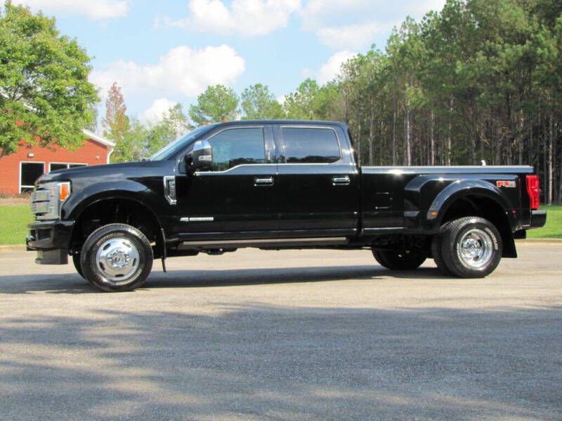 2017 Ford F-350 Image 2