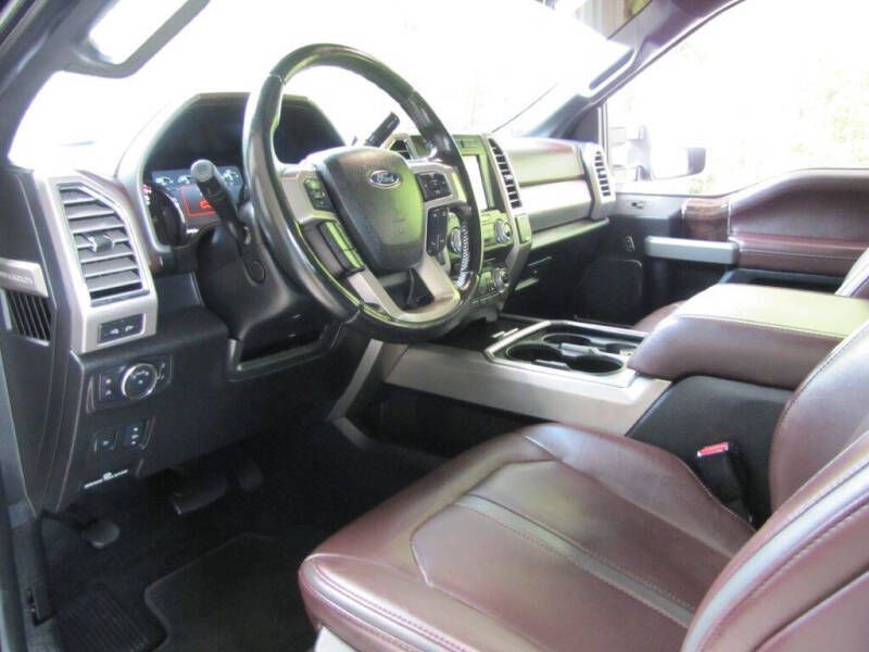 2017 Ford F-350 Image 13