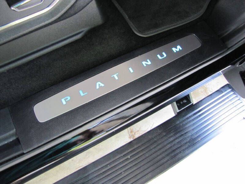 2017 Ford F-350 Image 25