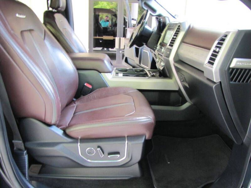 2017 Ford F-350 Image 26