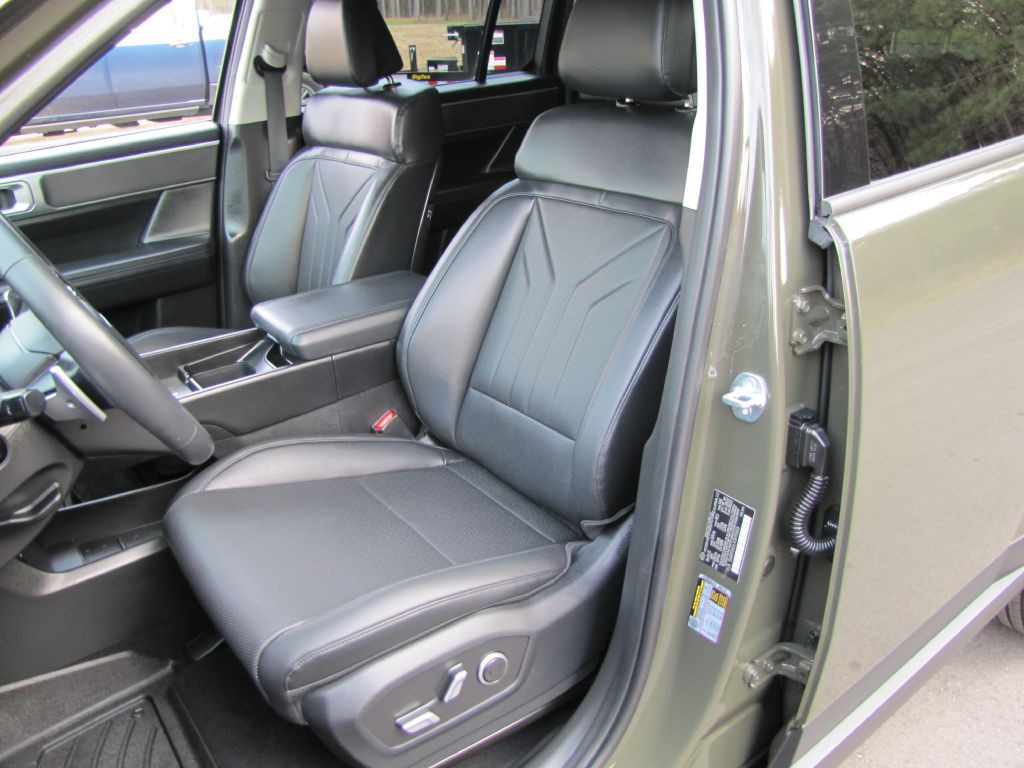 2025 Hyundai Santa Fe Image 23