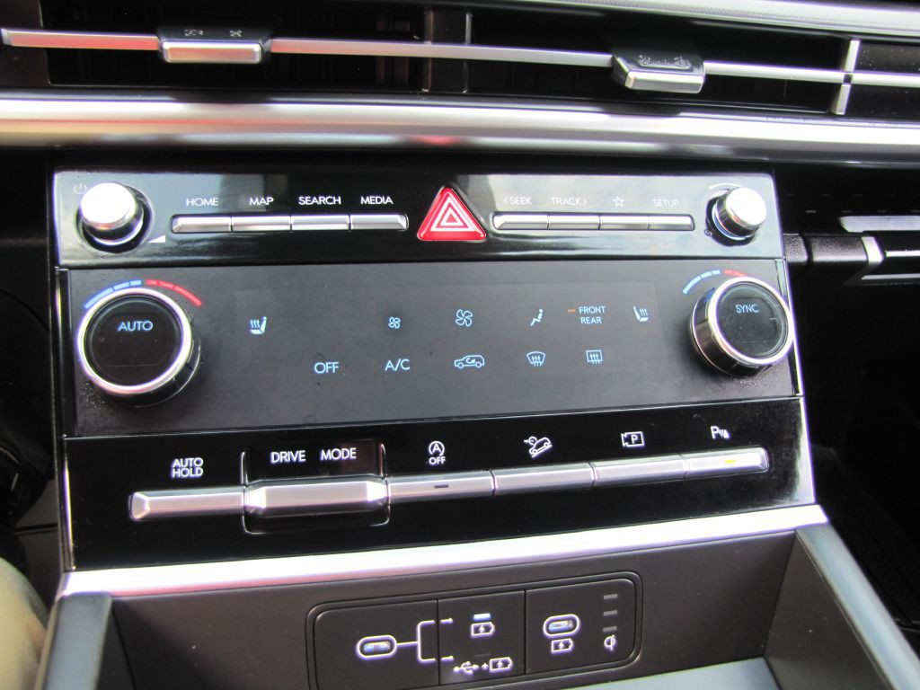 2025 Hyundai Santa Fe Image 33