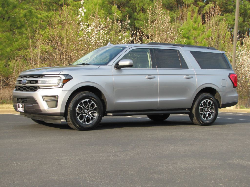 2024 Ford Expedition Image 3