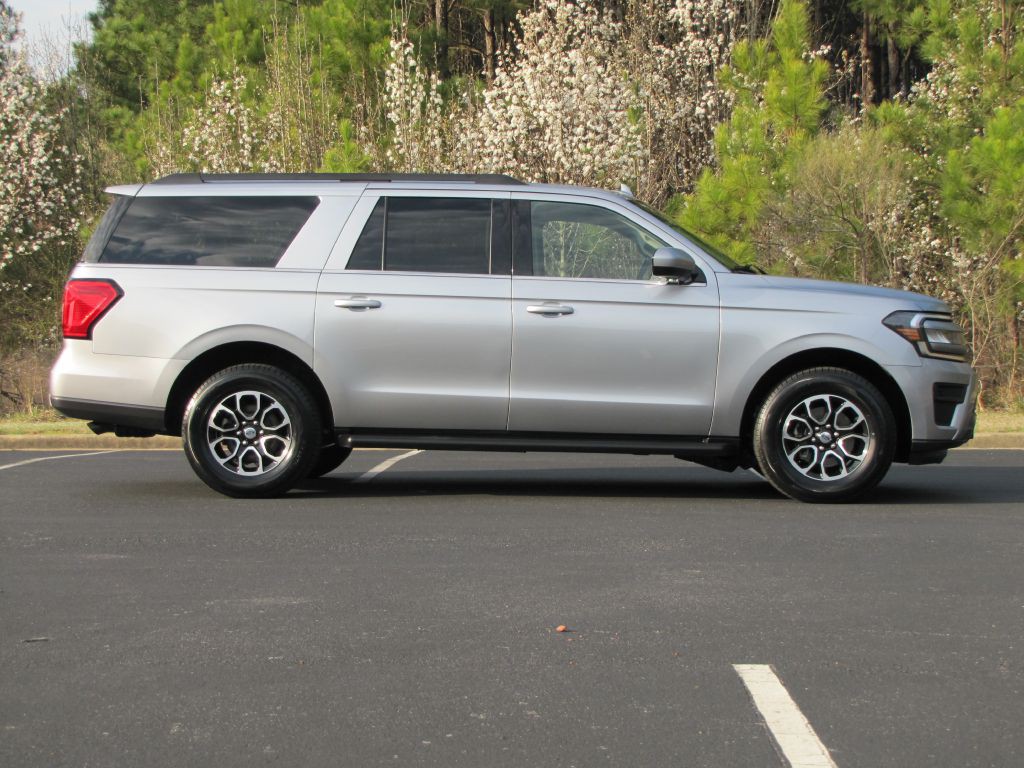 2024 Ford Expedition Image 4