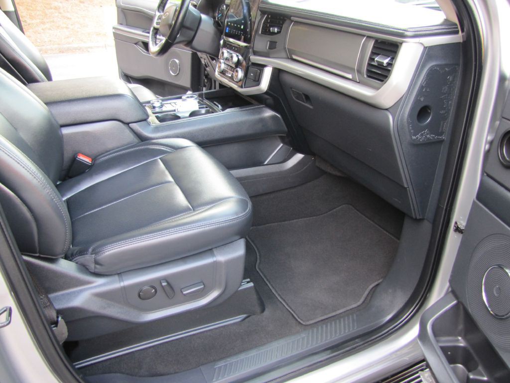 2024 Ford Expedition Image 13