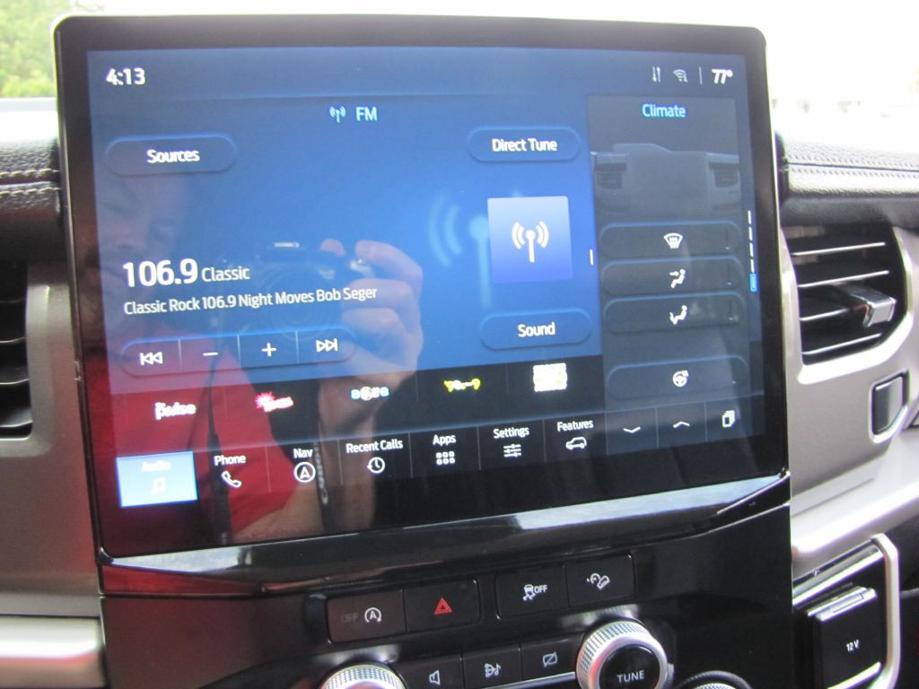 2024 Ford Expedition Image 36