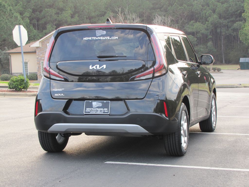 2024 Kia Soul Image 13