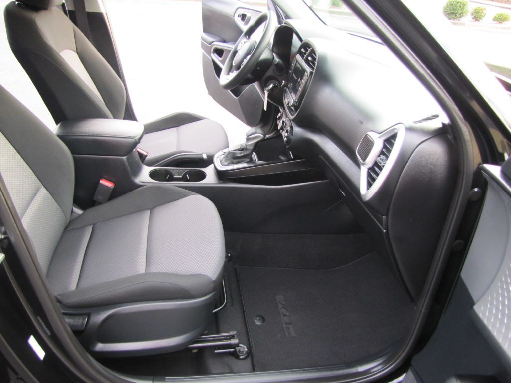 2024 Kia Soul Image 22