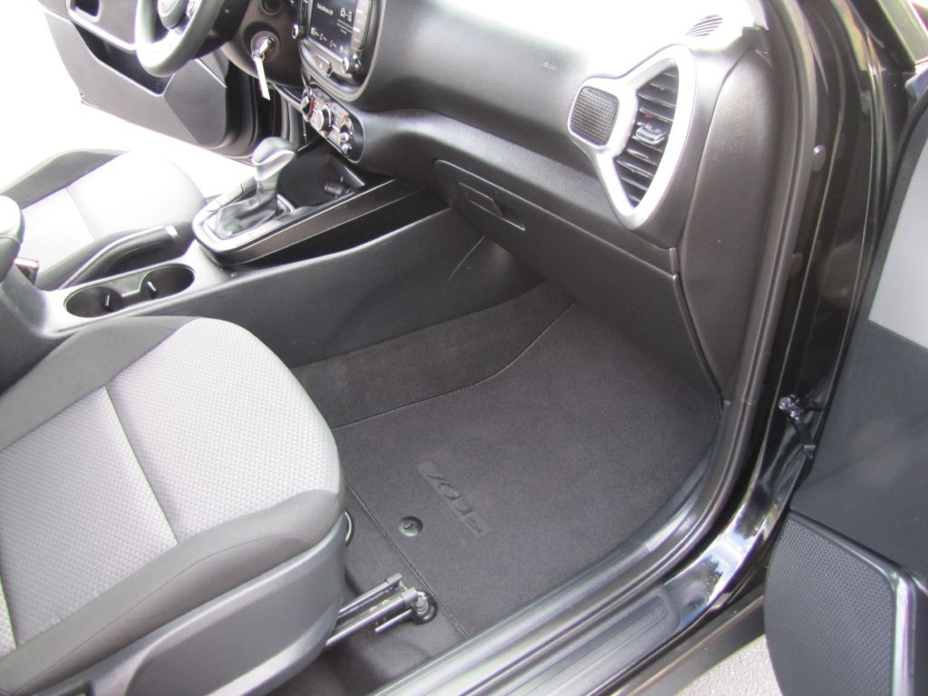 2024 Kia Soul Image 23