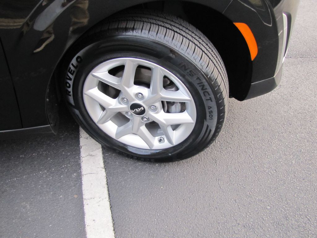 2024 Kia Soul Image 25