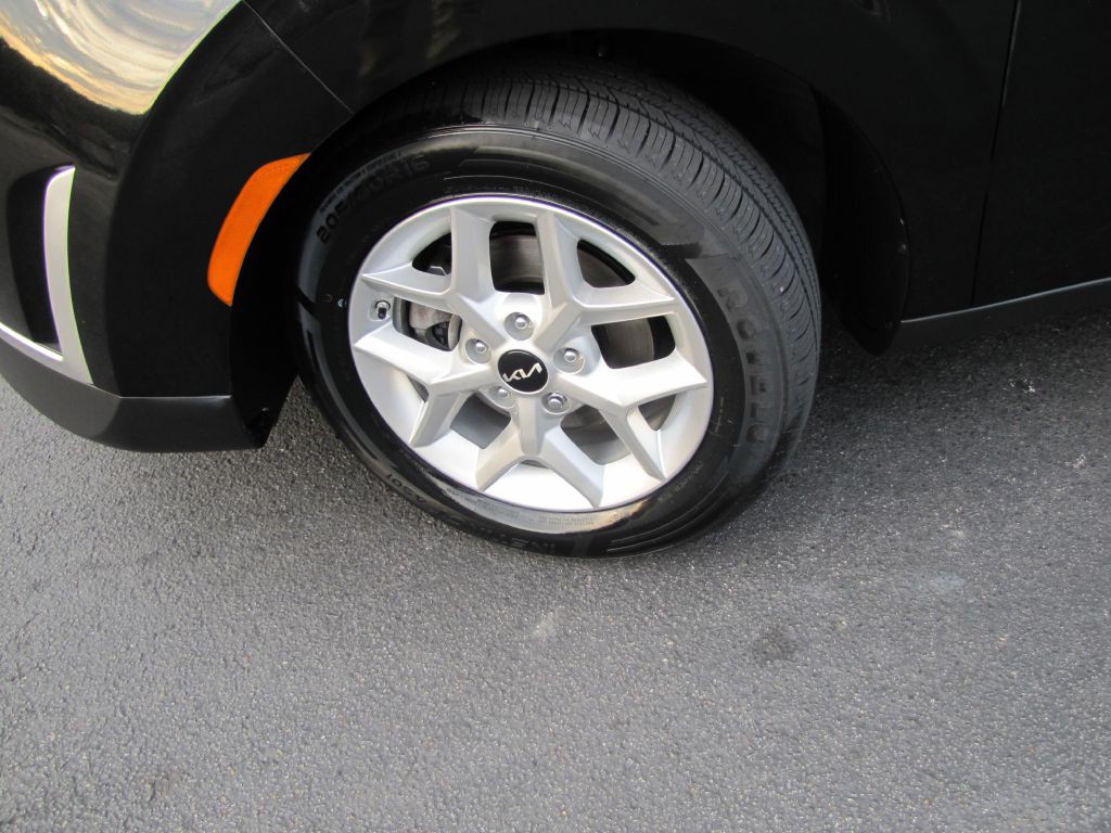 2024 Kia Soul Image 32