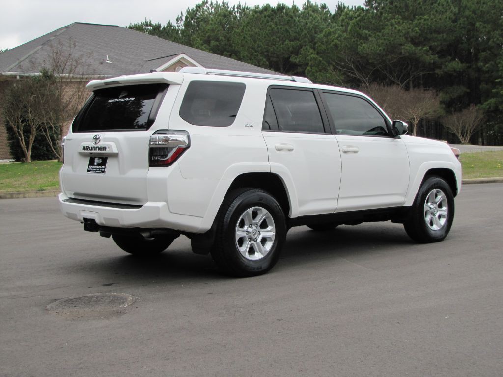 2018 Toyota 4Runner Image 6