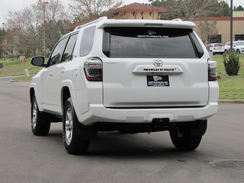 2018 Toyota 4Runner Image 10