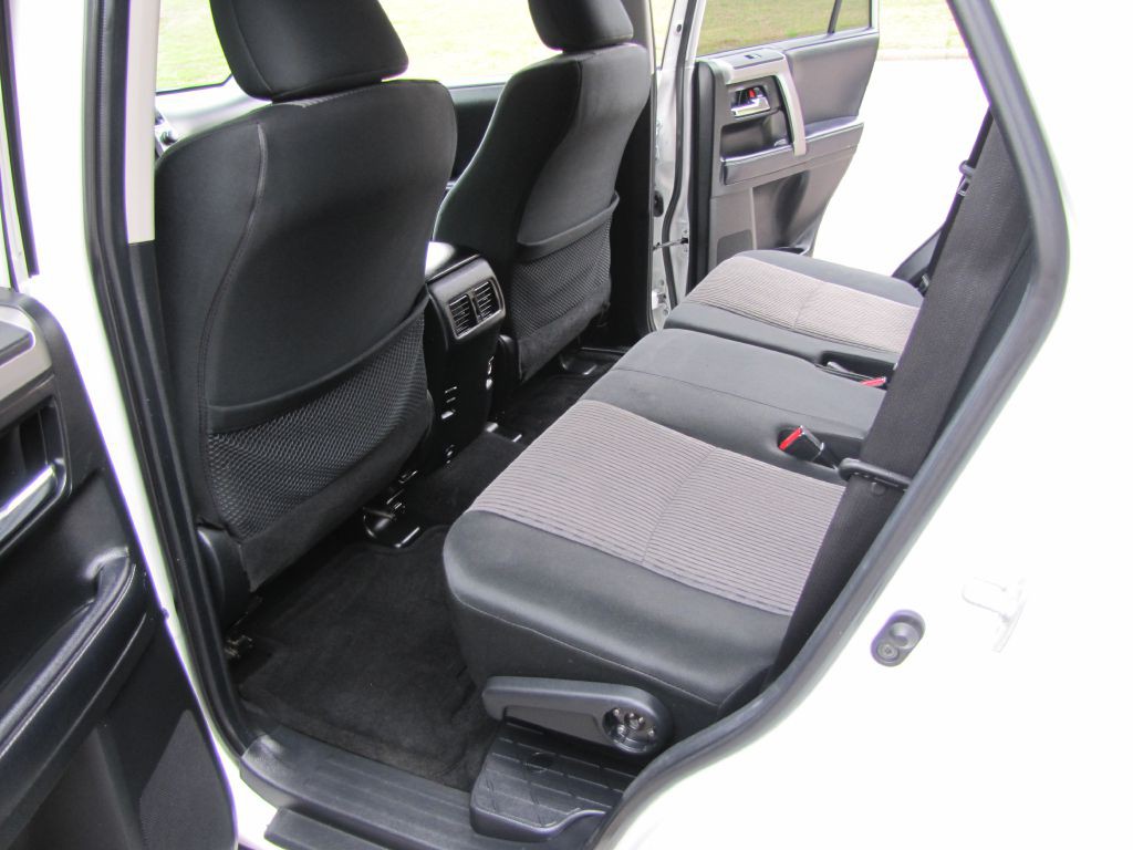 2018 Toyota 4Runner Image 20