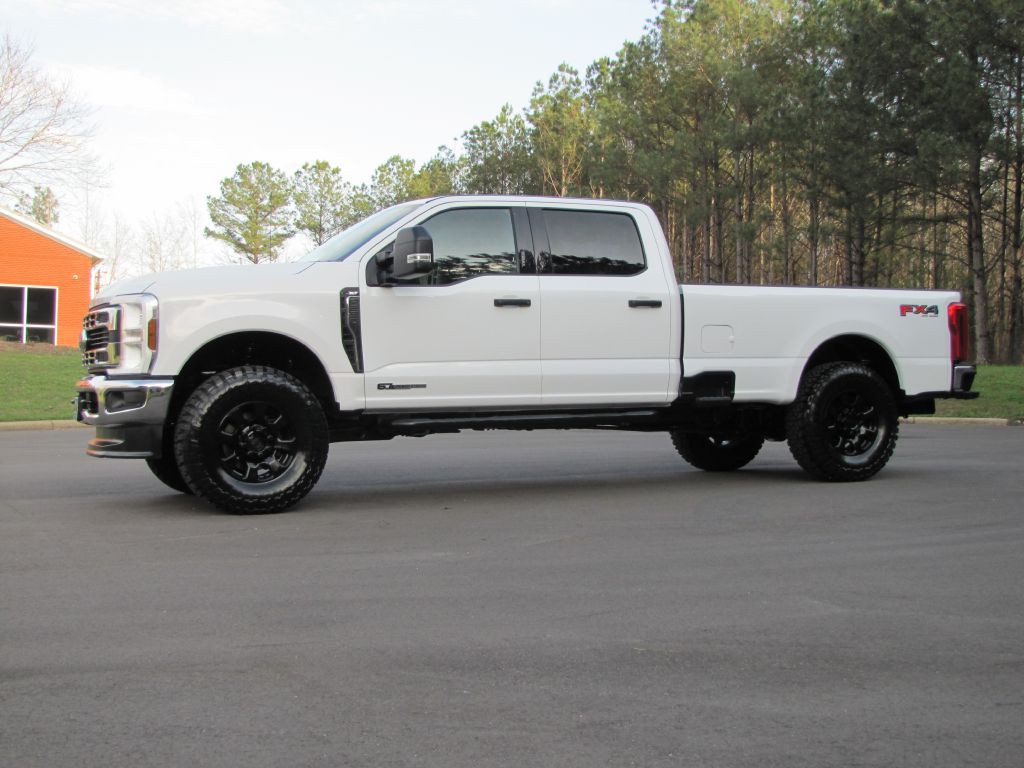 2024 Ford F-250 Image 3