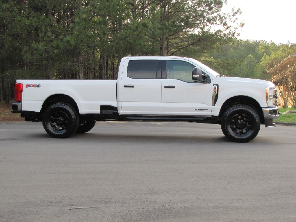 2024 Ford F-250 Image 4