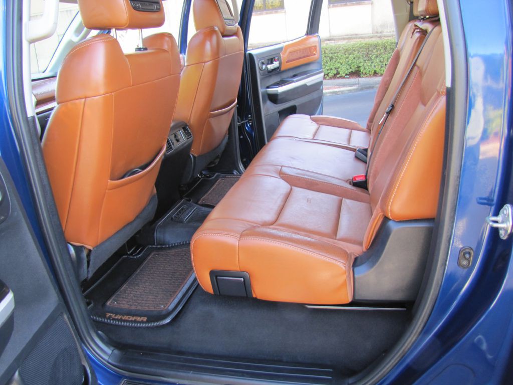 2015 Toyota Tundra Image 19