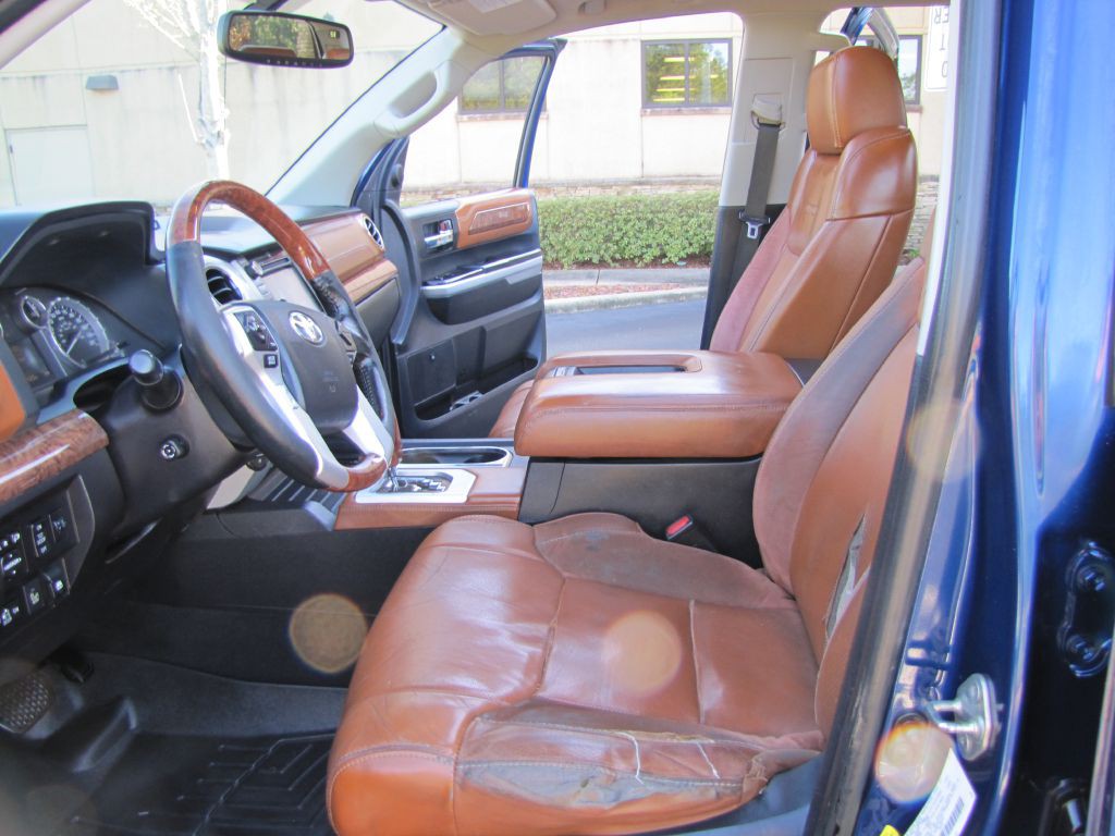 2015 Toyota Tundra Image 21