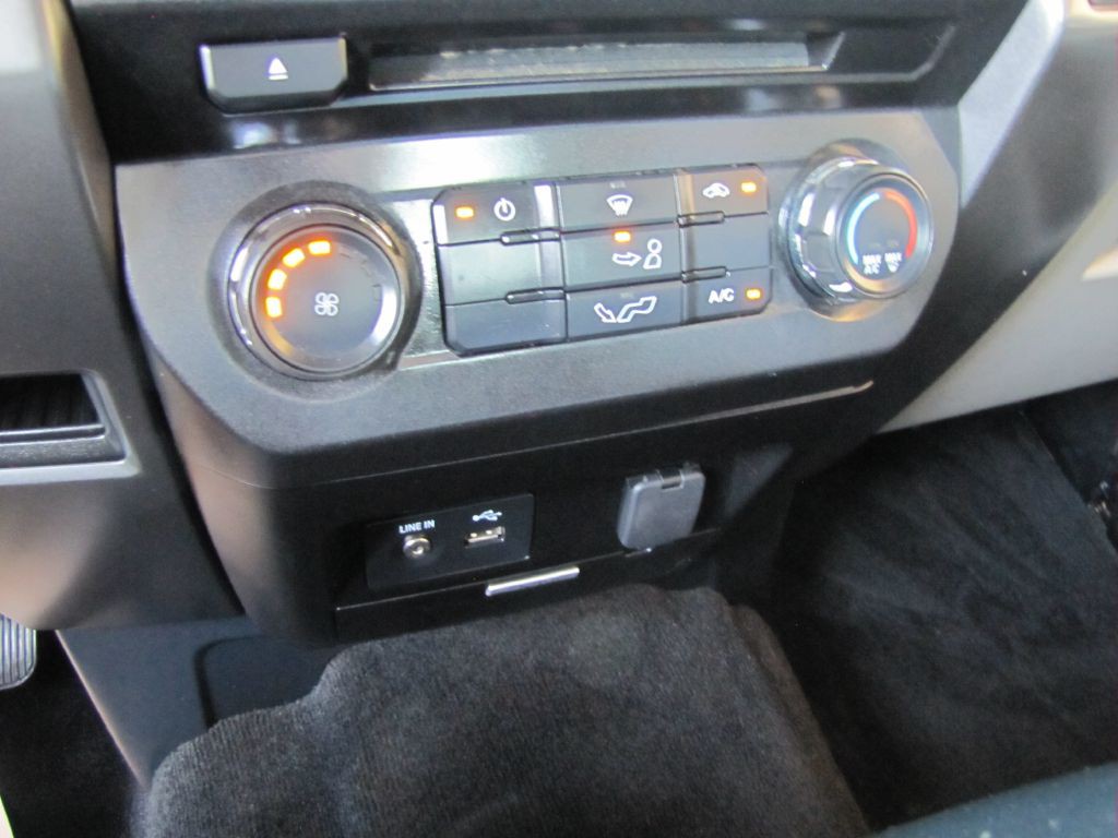 2015 Ford F-150 Image 43