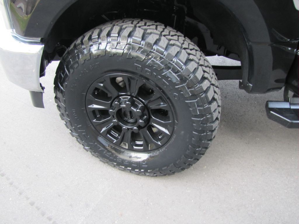 2022 Ford F-250 Image 37