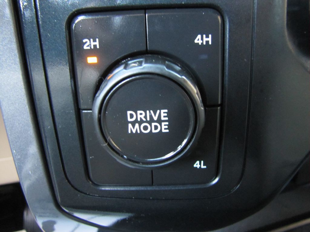 2023 Ford F-150 Image 40