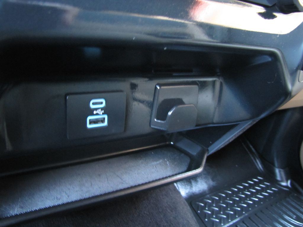 2023 Ford F-150 Image 45