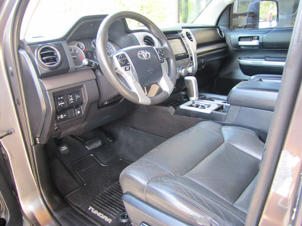 2016 Toyota Tundra Image 13