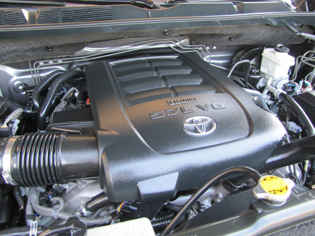 2016 Toyota Tundra Image 38