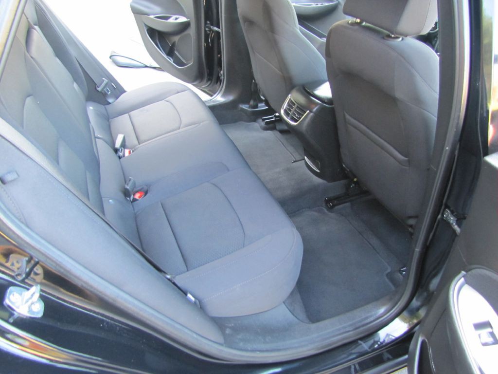 2023 Chevrolet Malibu Image 20