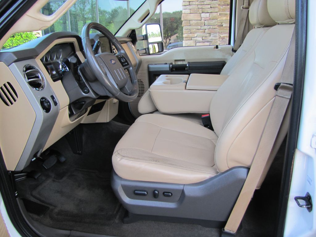 2015 Ford F-250 Image 12