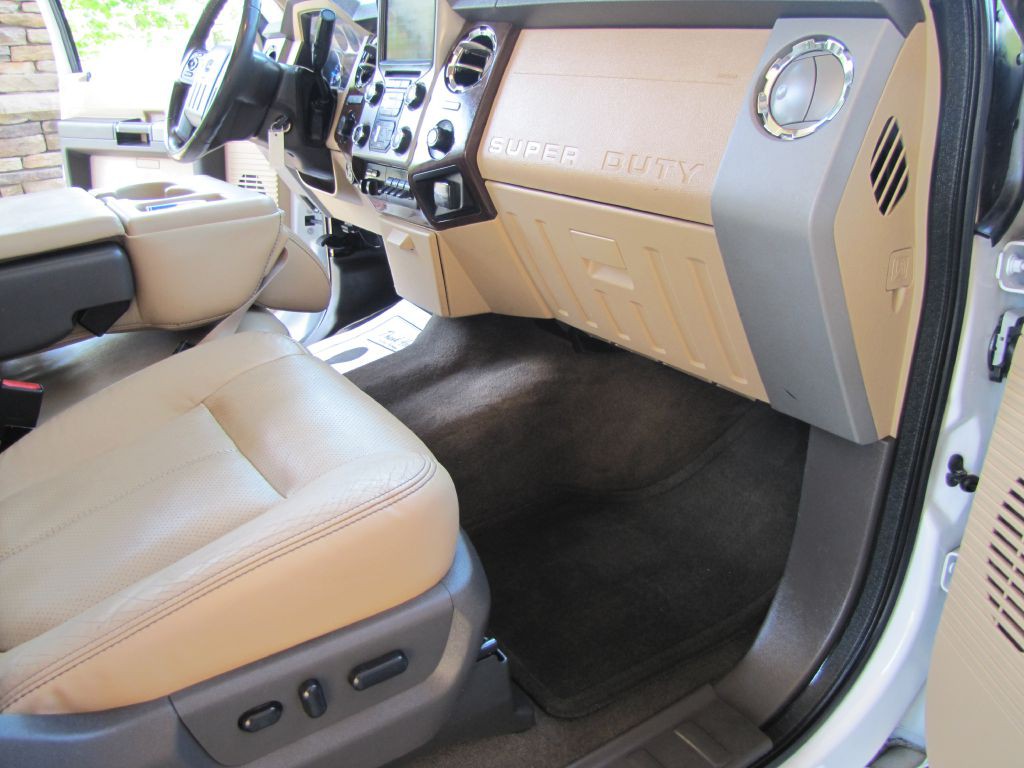 2015 Ford F-250 Image 22