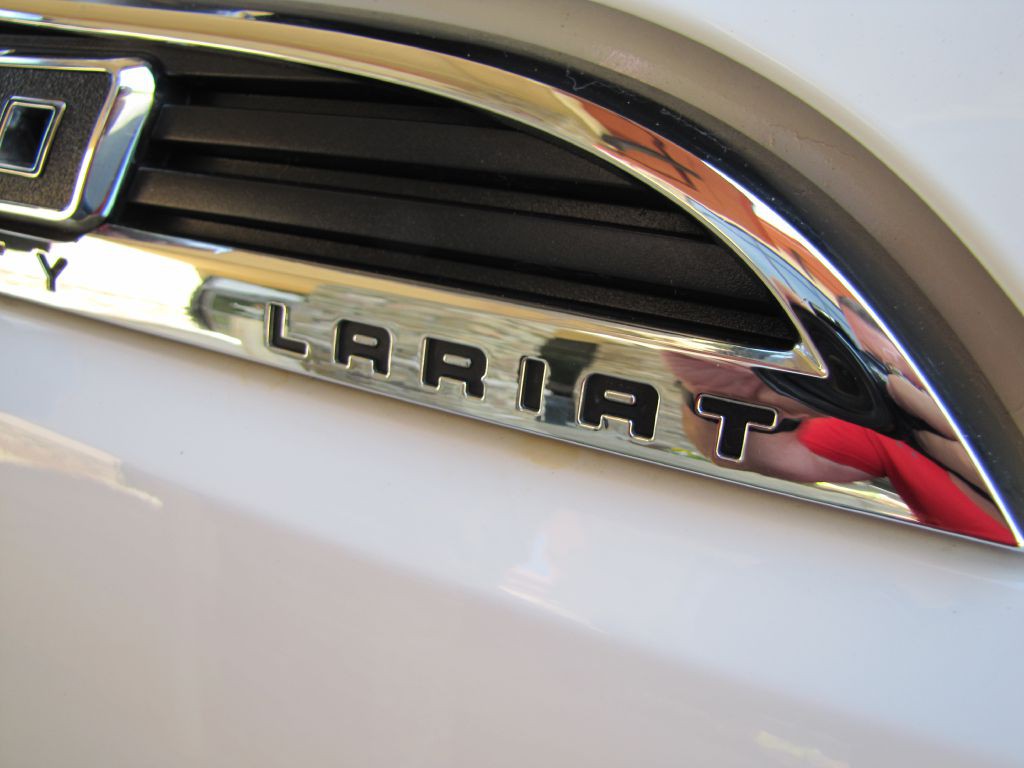 2015 Ford F-250 Image 28