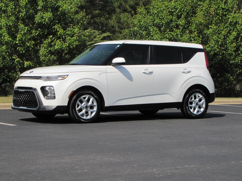 2021 Kia Soul Image 3
