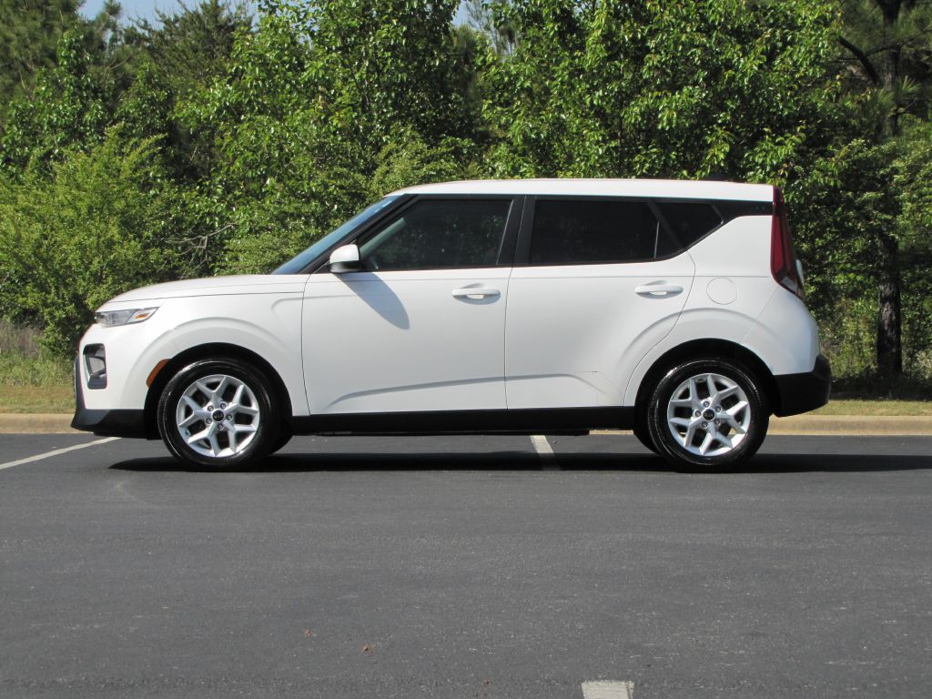 2021 Kia Soul Image 5