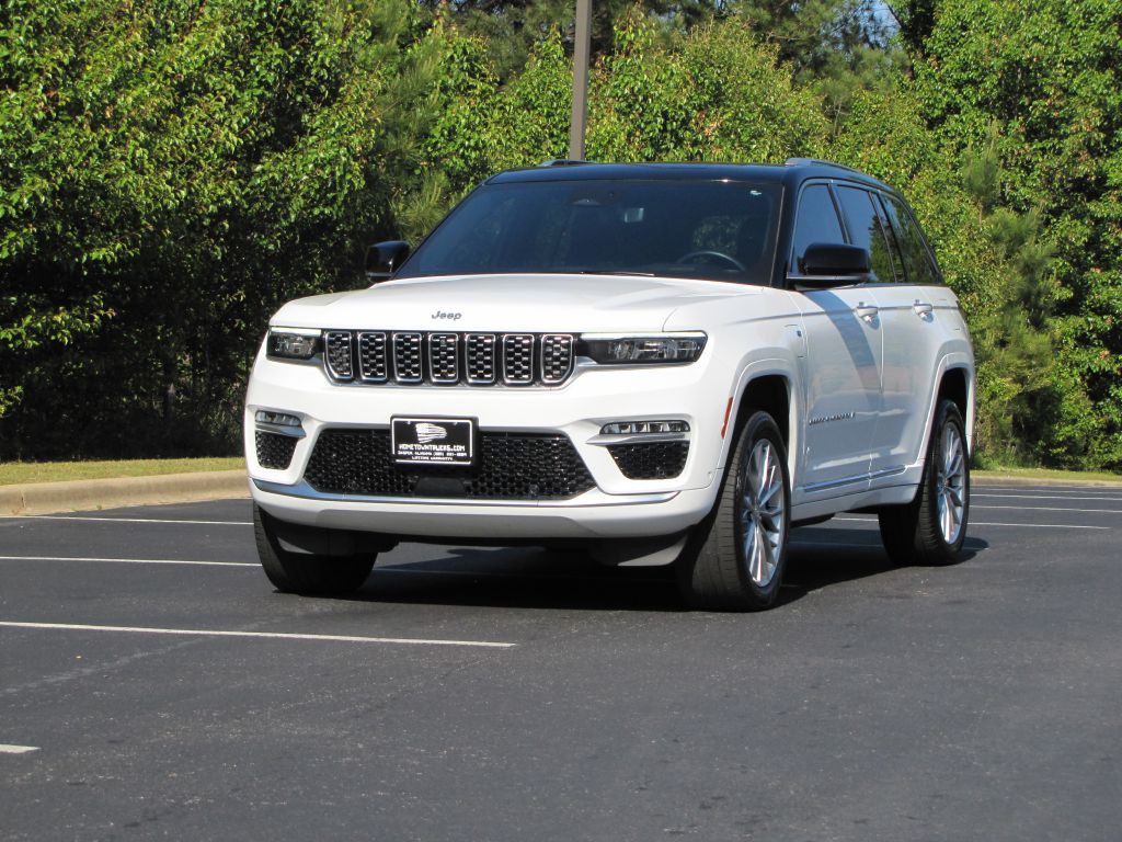 2022 Jeep Grand Cherokee Image 8