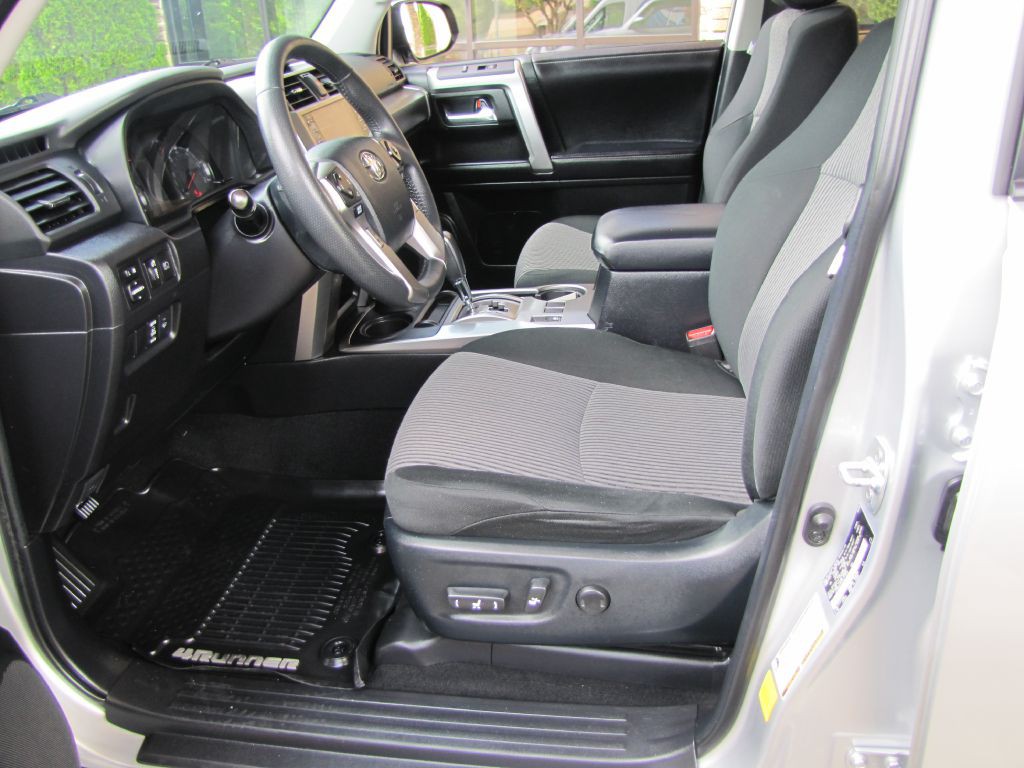 2023 Toyota 4Runner Image 12