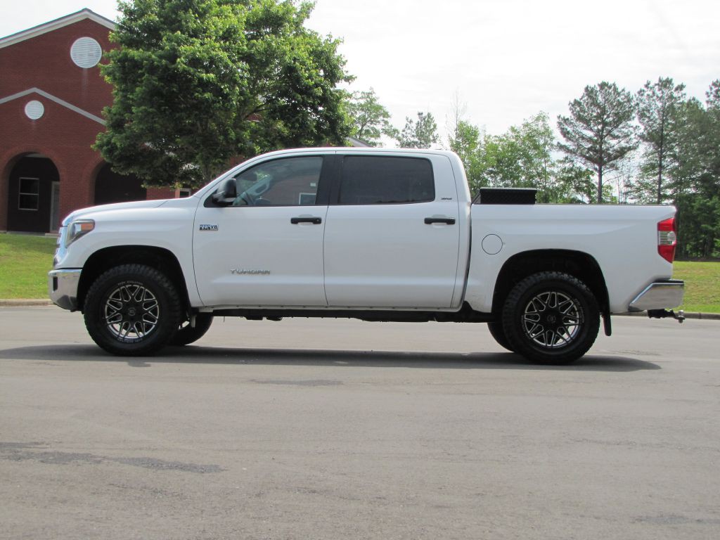 2020 Toyota Tundra Image 5