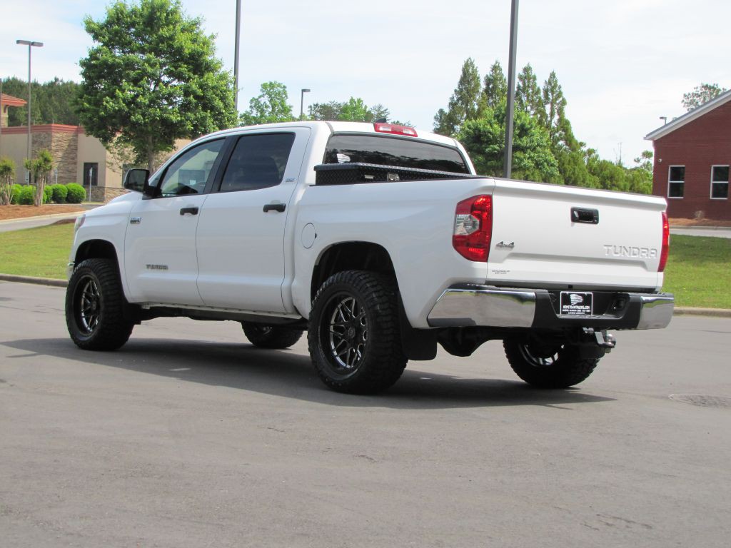 2020 Toyota Tundra Image 7