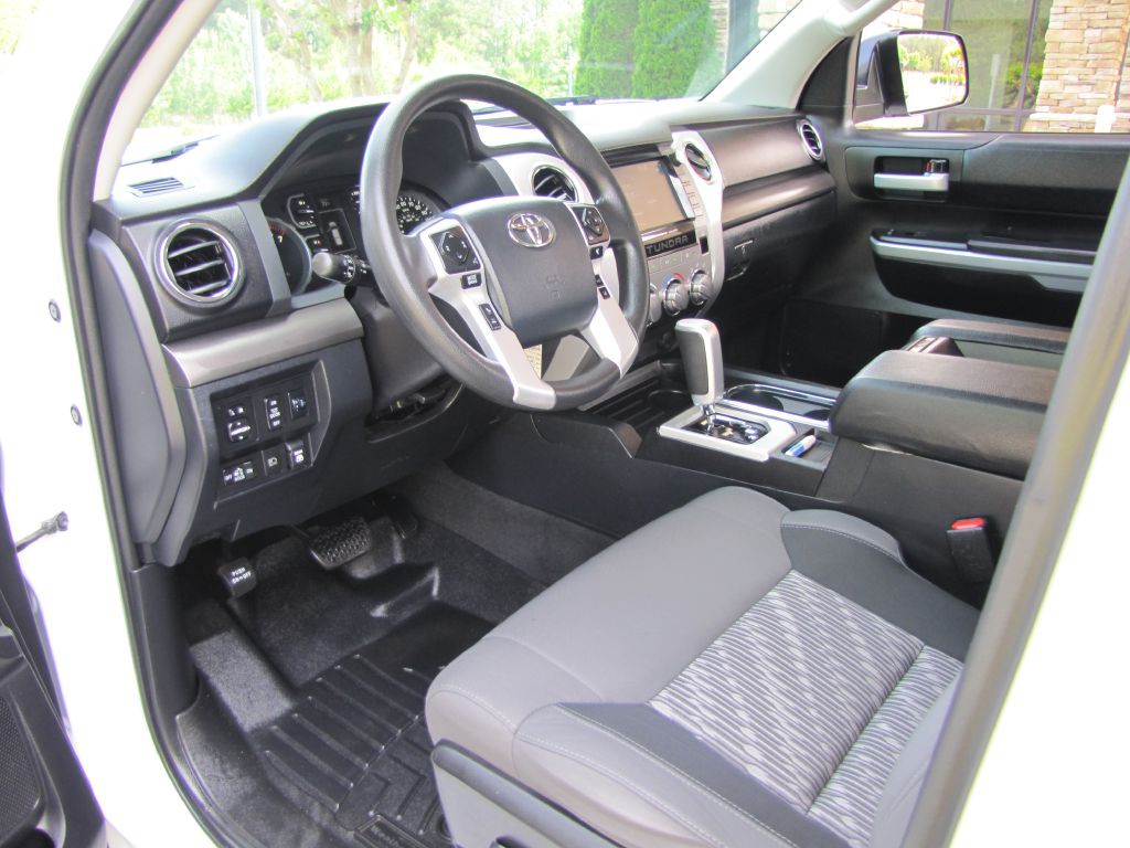 2020 Toyota Tundra Image 13