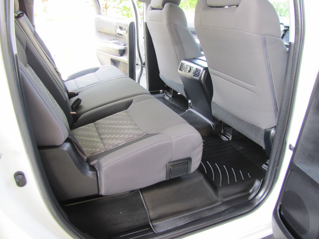 2020 Toyota Tundra Image 18