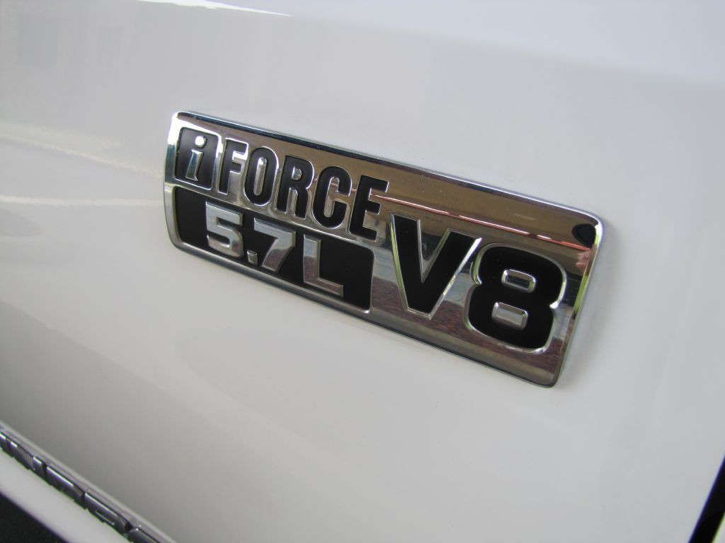 2020 Toyota Tundra Image 24