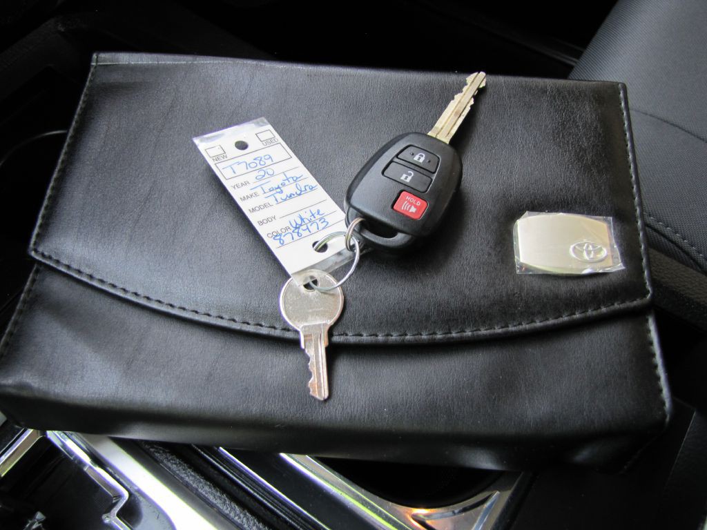 2020 Toyota Tundra Image 45